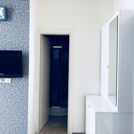 Tini'S Apartment Гонио Экстерьер фото
